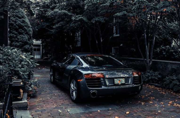 Czy warto podróżować z BlaBlaCar? Odkrywamy zalety i wady popularnej platformy carpoolingu